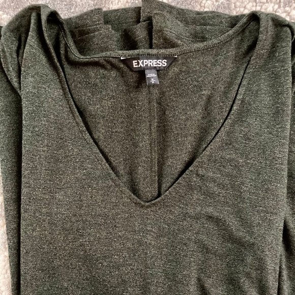 *NEVER WORN* Long Sleeve V-Neck Express Dress - Picture 3 of 4